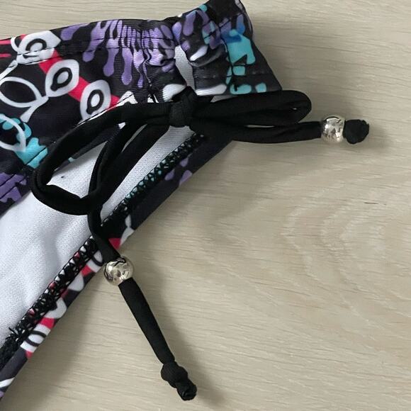 💗 3/$10 💗 NEW Mandala Geo Print Bikini Black Purple Size Small - Picture 4 of 5